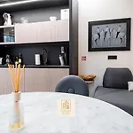 Goldensuitesitaly Duomo Luxury 1 Appartamento