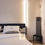 Appartamento Goldensuitesitaly Duomo Luxury 1