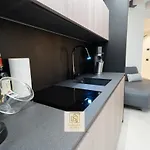 Goldensuitesitaly Duomo Luxury 1 * Trento