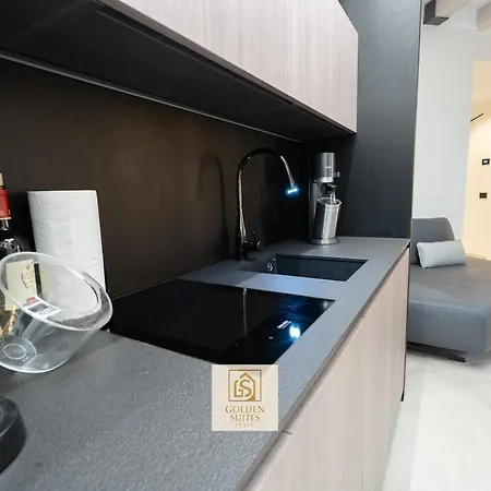 Goldensuitesitaly Duomo Luxury 1 * Trento