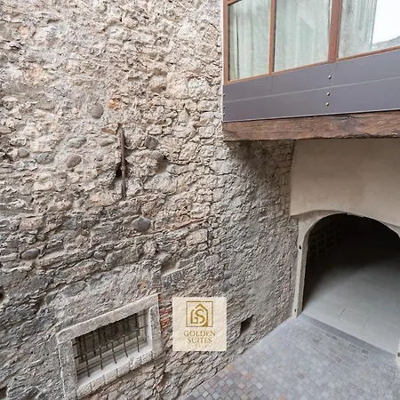 Goldensuitesitaly Duomo Luxury 1