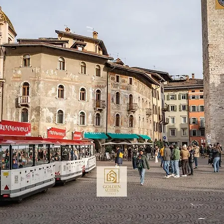Appartamento Goldensuitesitaly Duomo Luxury 1 *