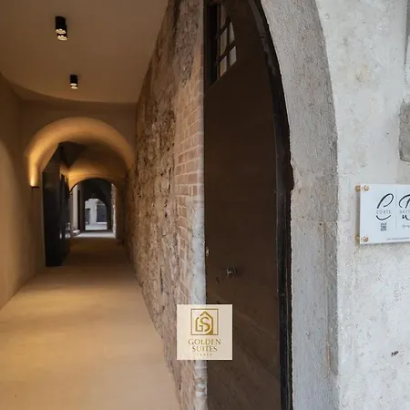 Goldensuitesitaly Duomo Luxury 1 * Trente