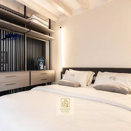 Goldensuitesitaly Duomo Luxury 1 *