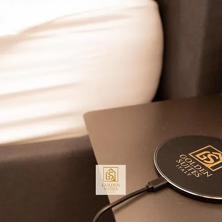 Goldensuitesitaly Duomo Luxury 1 Appartement *