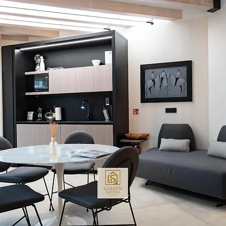 Apartment Goldensuitesitaly Duomo Luxury 1 Trient