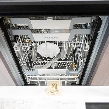 Apartment Goldensuitesitaly Duomo Luxury 1