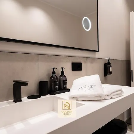 Goldensuitesitaly Duomo Luxury 1 Trente
