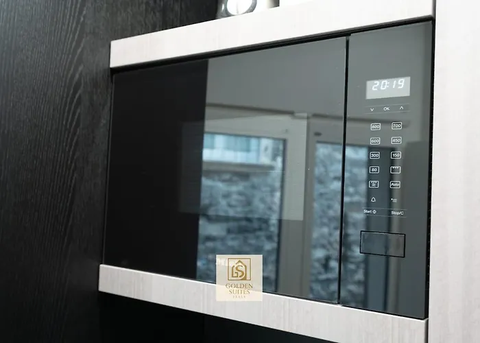 Goldensuitesitaly Duomo Luxury 1 *