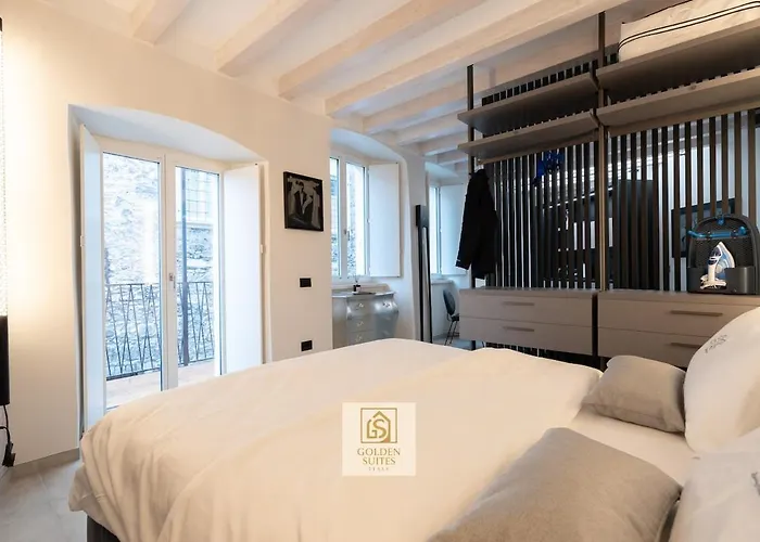 Goldensuitesitaly Duomo Luxury 1