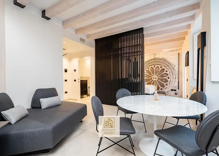 Goldensuitesitaly Duomo Luxury 1 *