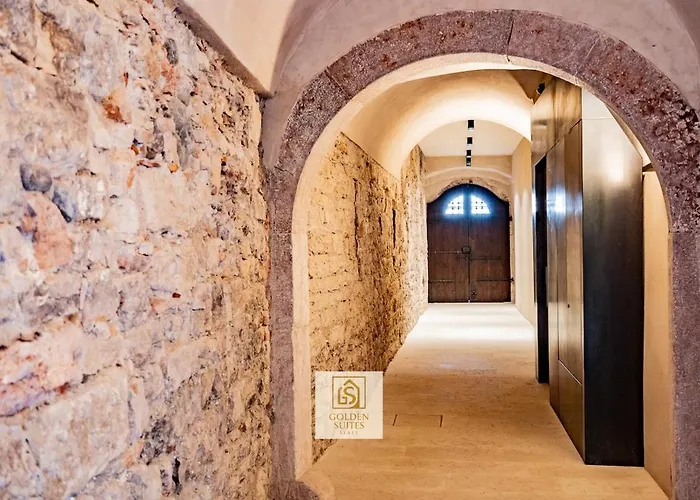 Goldensuitesitaly Duomo Luxury 1 דירה טרנטו