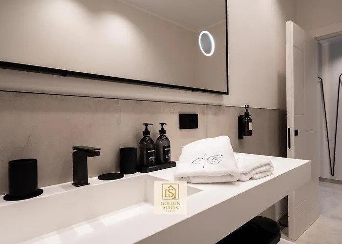 Goldensuitesitaly Duomo Luxury 1 טרנטו