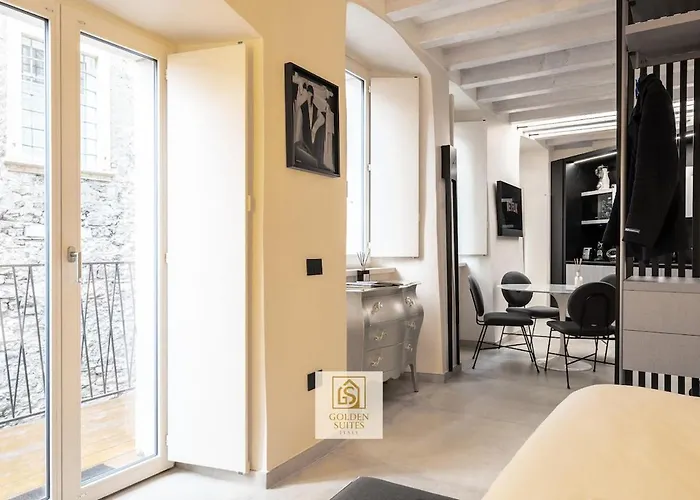 Goldensuitesitaly Duomo Luxury 1 *